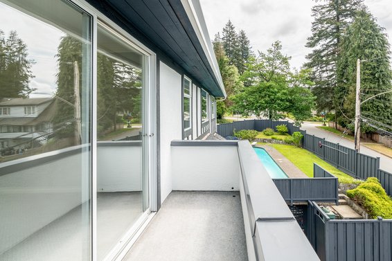 111 Sandringham Crescent, North Vancouver