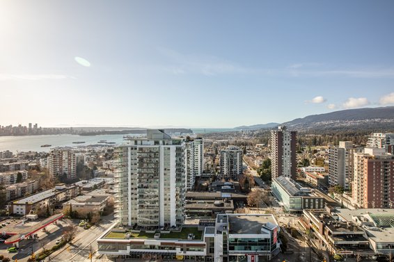 2104 125 East 14th Street, North Vancouver