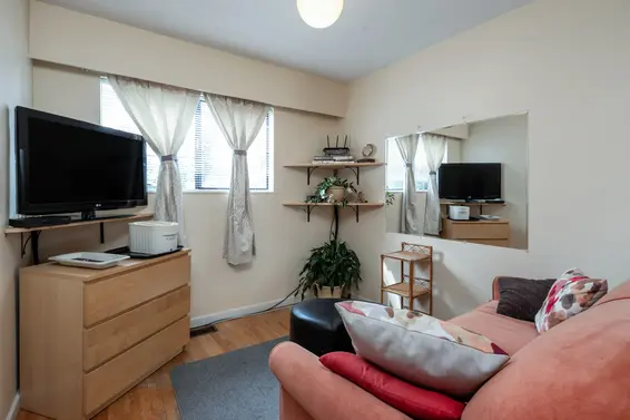 Bedroom - 530 19th Street West  