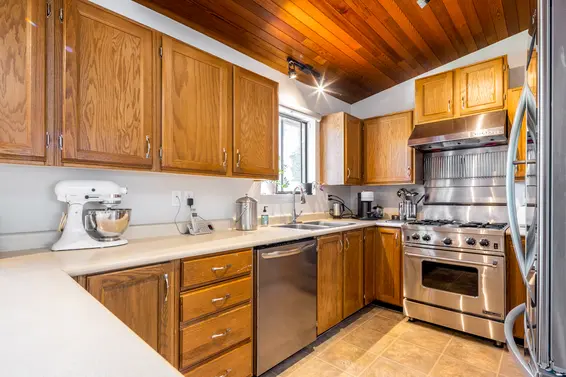 3434 Duval Road, North Vancouver For Sale - image 13