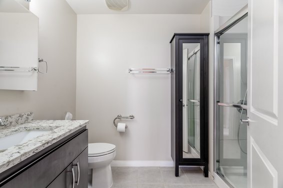 402 120 West 16th Street, North Vancouver