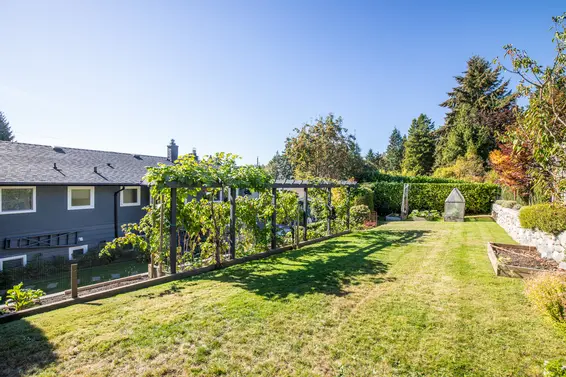 622 Silverdale Place, North Vancouver For Sale - image 49