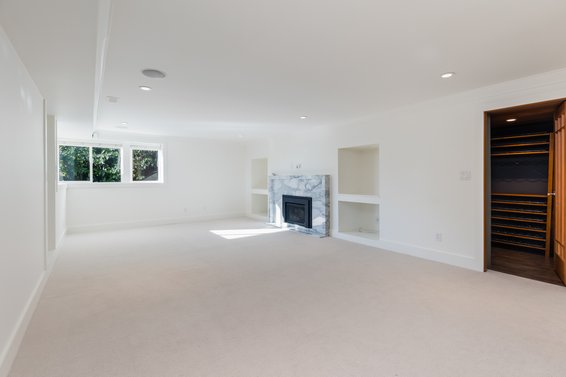 125 Kensington Crescent, North Vancouver