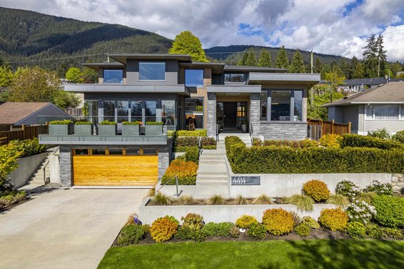 4414 Canterbury Crescent, North Vancouver