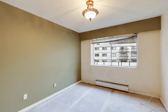 12 834 Premier Street, North Vancouver For Sale - image 11
