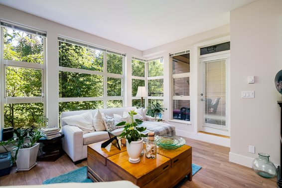 220 3606 Aldercrest Drive, North Vancouver