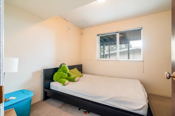 211 Tamarack Road, North Vancouver