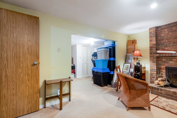 5528 Huckleberry Lane, North Vancouver