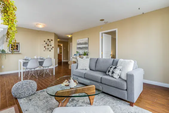 906 108 East 14th Street, North Vancouver For Sale - image 4