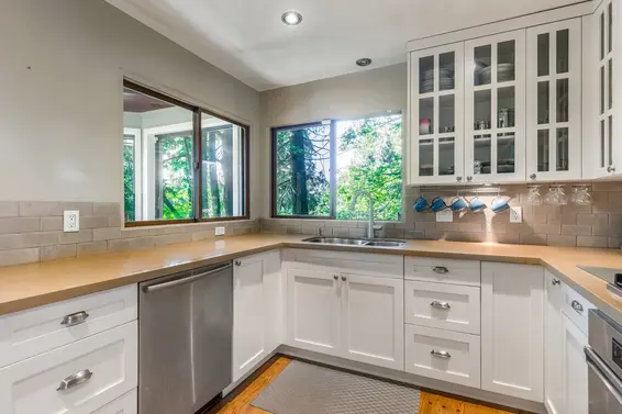 2501 Panorama Drive, North Vancouver For Sale - image 16
