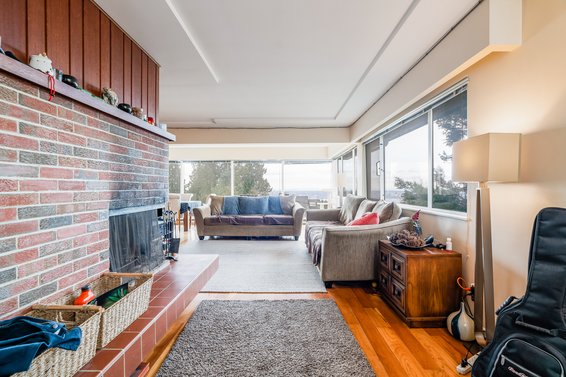 211 Tamarack Road, North Vancouver