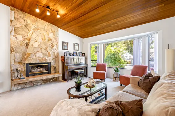 3434 Duval Road, North Vancouver For Sale - image 4