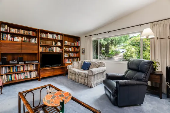 2986 Eddystone Crescent, North Vancouver For Sale - image 4