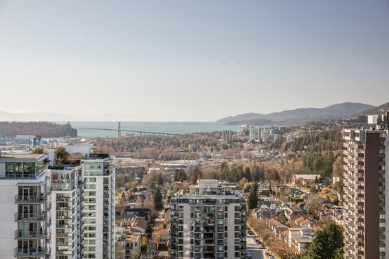 2104 125 East 14th Street, North Vancouver