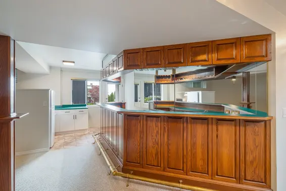 111 Sandringham Crescent, North Vancouver For Sale - image 43