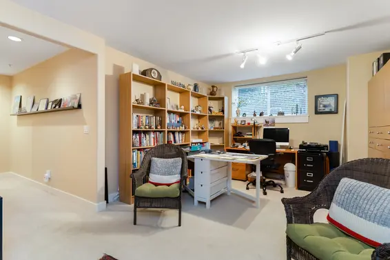 418 West Keith Road, North Vancouver For Sale - image 31