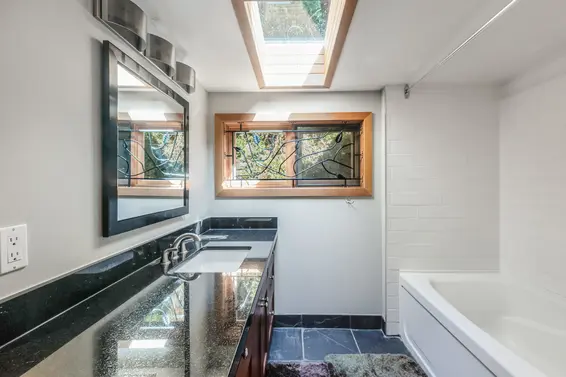 2501 Panorama Drive, North Vancouver For Sale - image 24