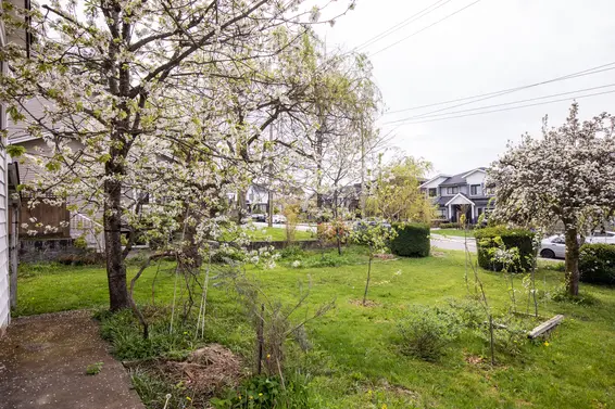 618 East 4th Street, North Vancouver For Sale - image 7
