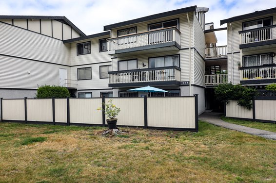 12 834 Premier Street, North Vancouver
