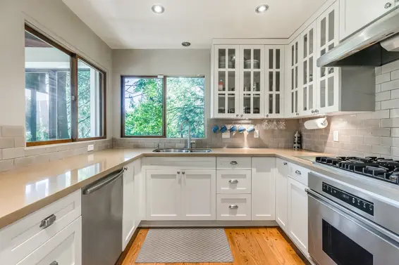 2501 Panorama Drive, North Vancouver For Sale - image 15