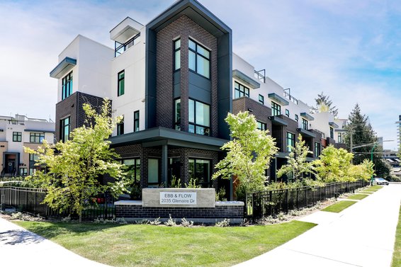 122 2035 Glenaire Drive, North Vancouver
