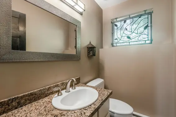 2501 Panorama Drive, North Vancouver For Sale - image 18
