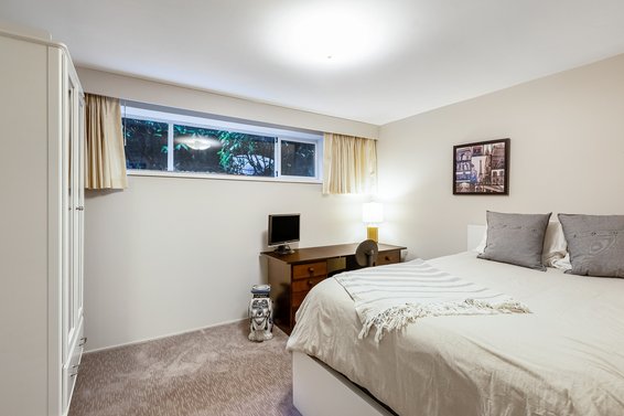 622 Silverdale Place, North Vancouver