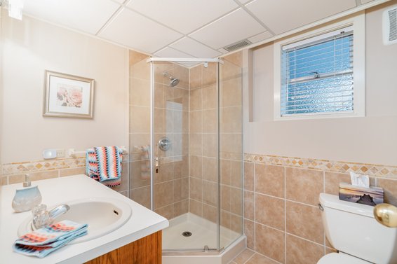 1182 Ronayne Road, North Vancouver