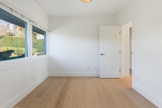 125 Kensington Crescent, North Vancouver