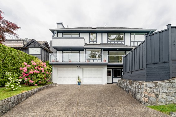 111 Sandringham Crescent, North Vancouver