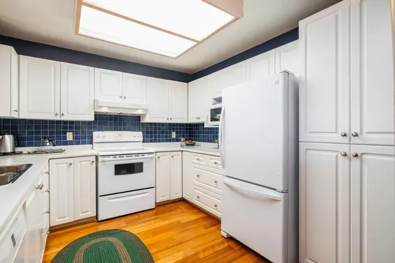 206 2800 Chesterfield Avenue, North Vancouver For Sale - image 12