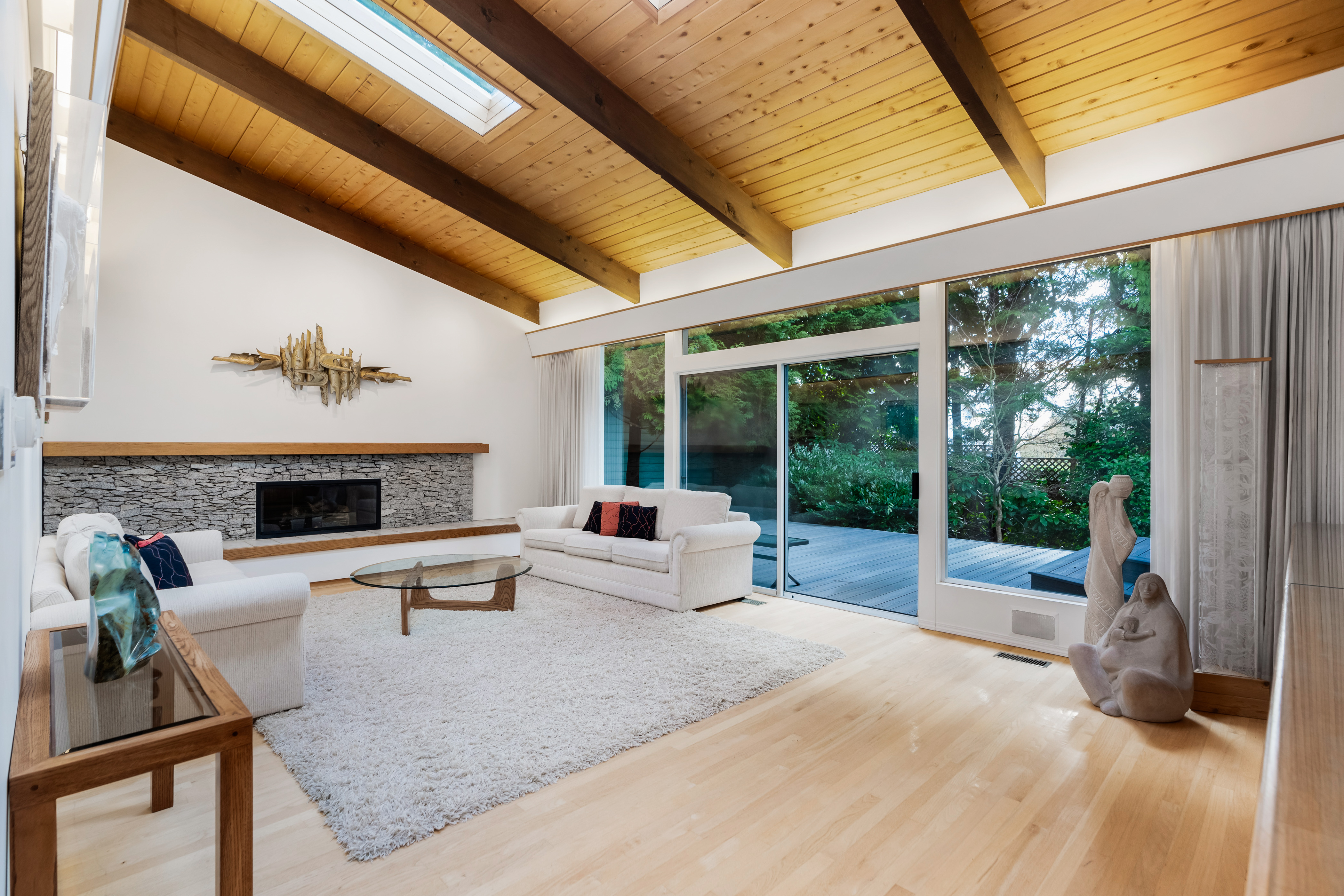 info on west coast modern homes in North Vancouver and west vancouver, for sale - news image 4