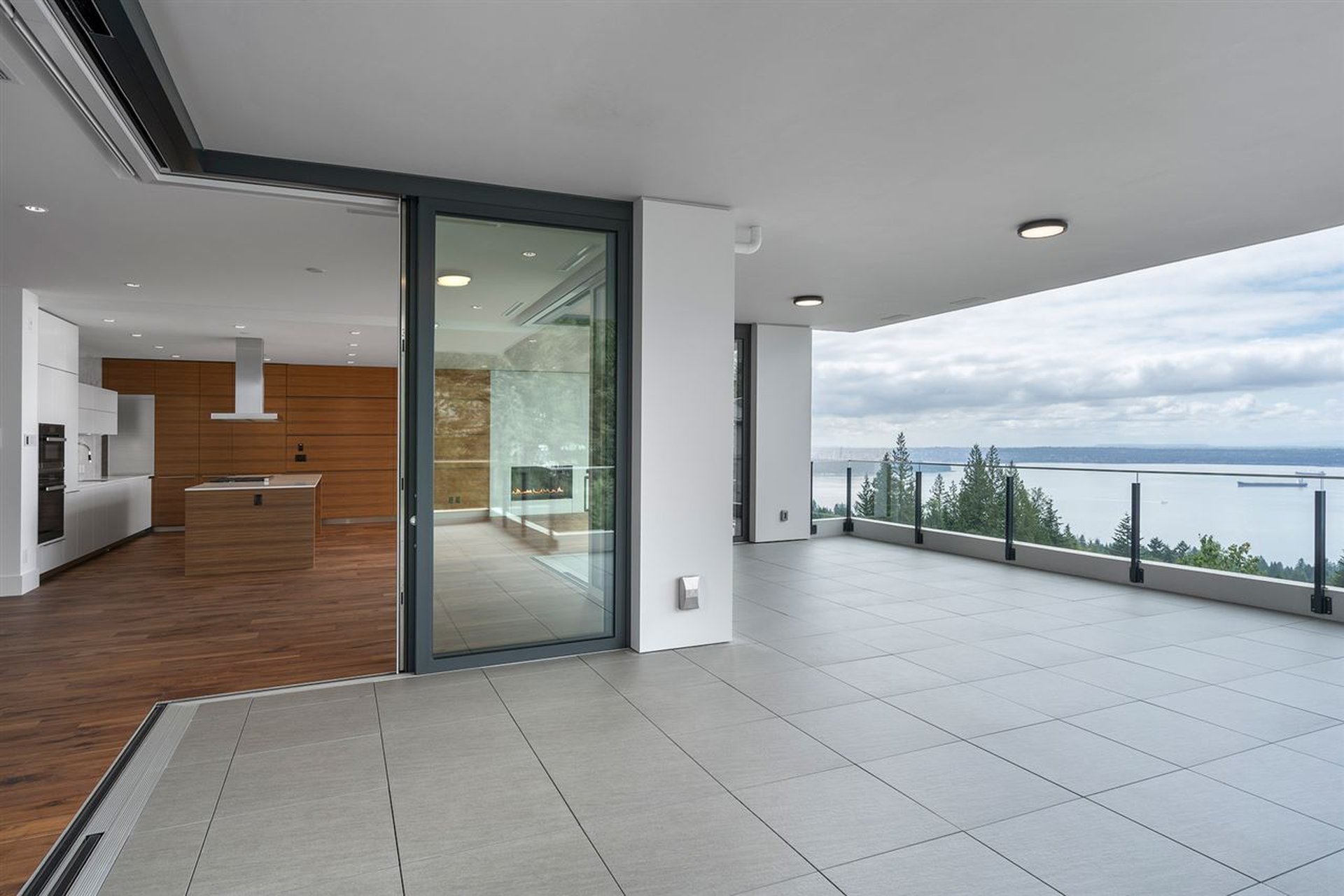 2958 Burfield Place West Vancouver condos for sale
