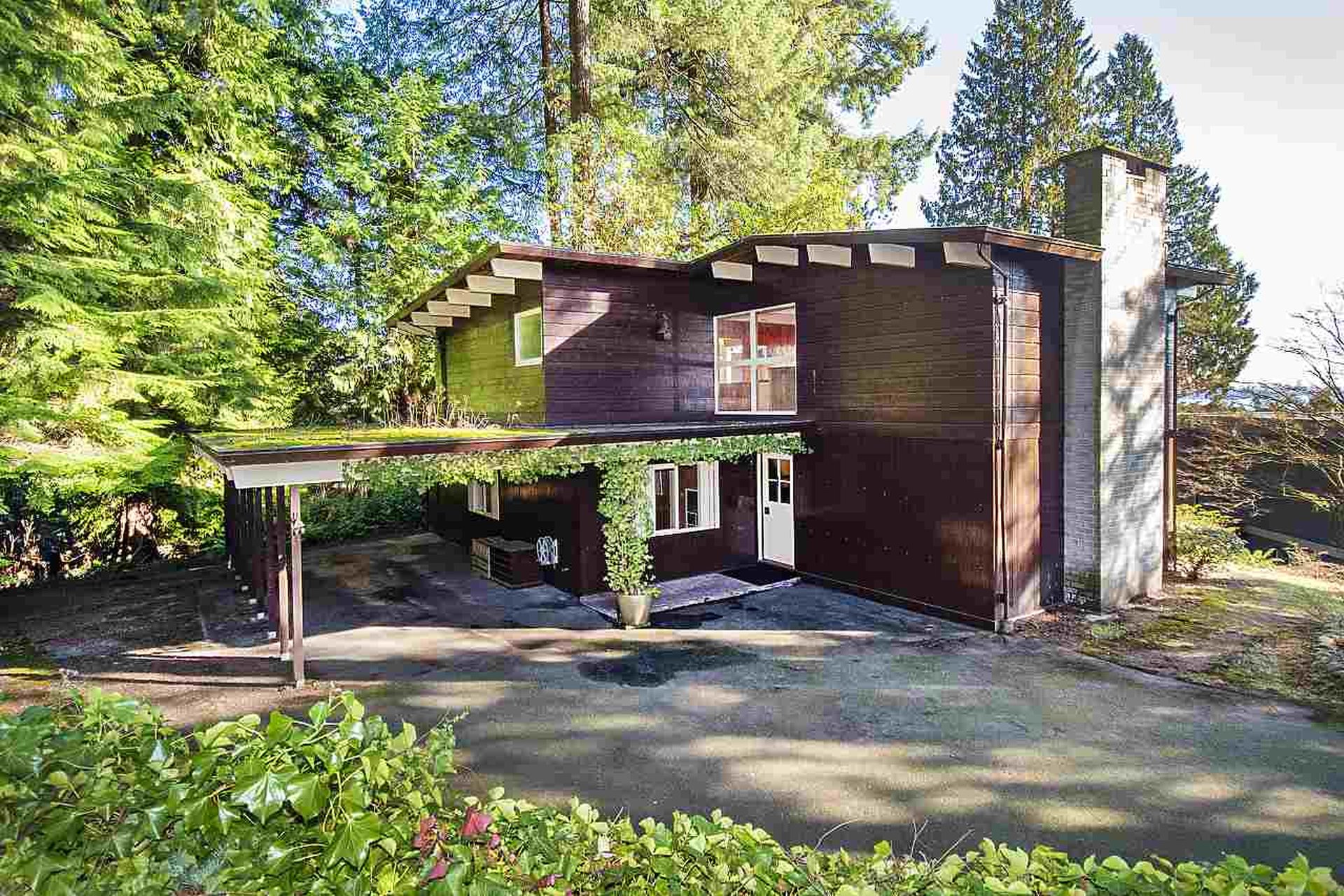 7 MidCentury Modern Houses For Sale in North & West Vancouver 7 MidCentury Modern Houses For Sale in North & West Vancouver