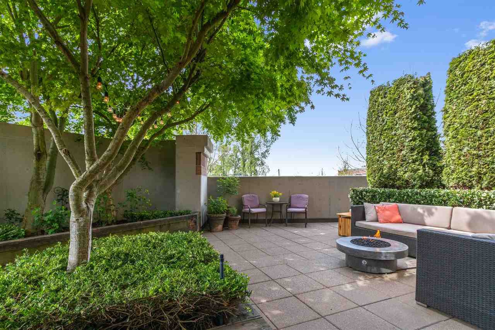 north vancouver homes with great patios for sale