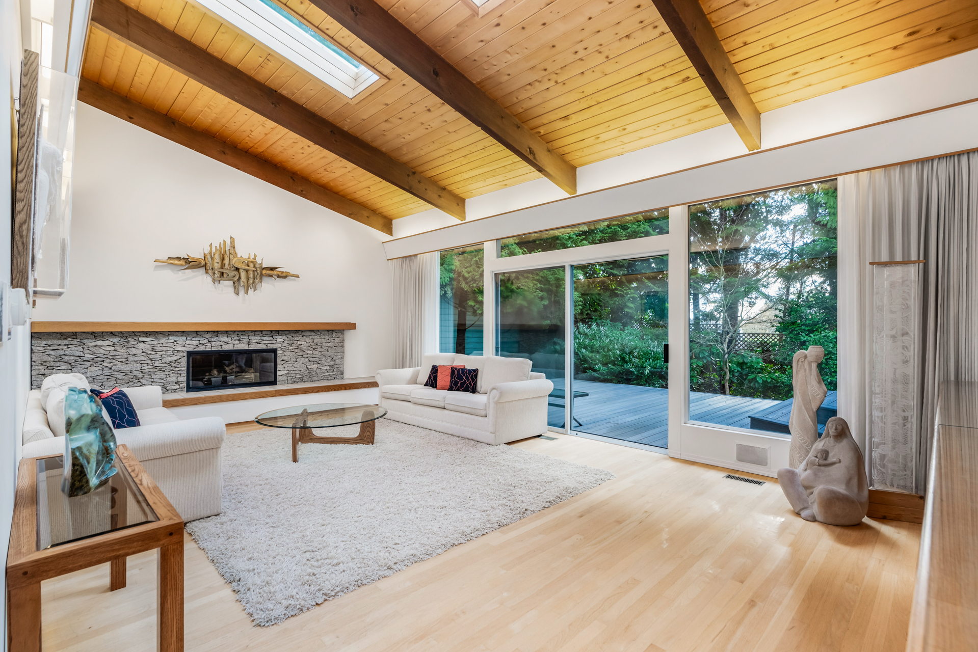 north vancouver mid century modern house for sale - 501 W St James Road 