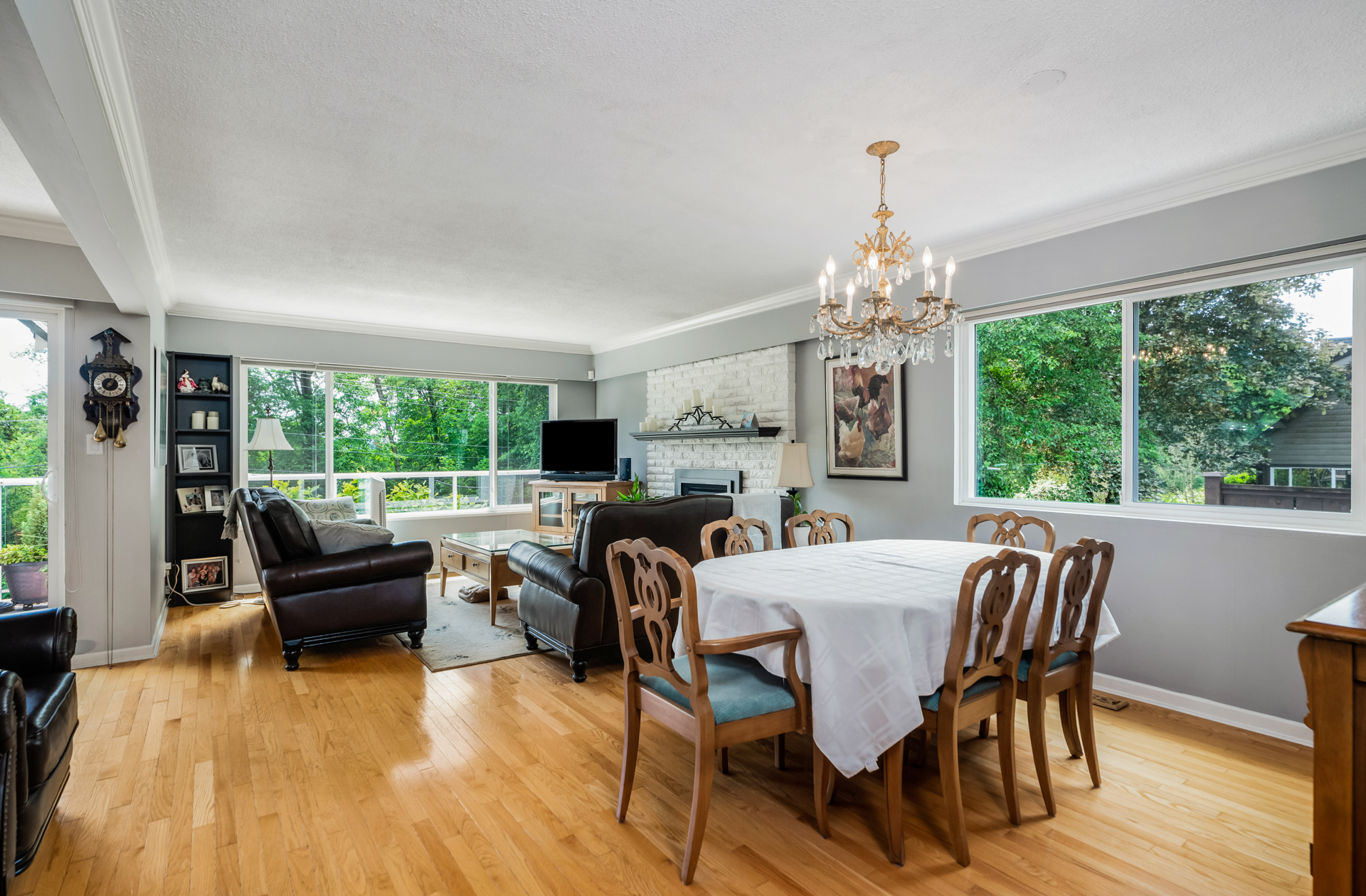 1204 Heywood Street north vancouver for sale - image 3