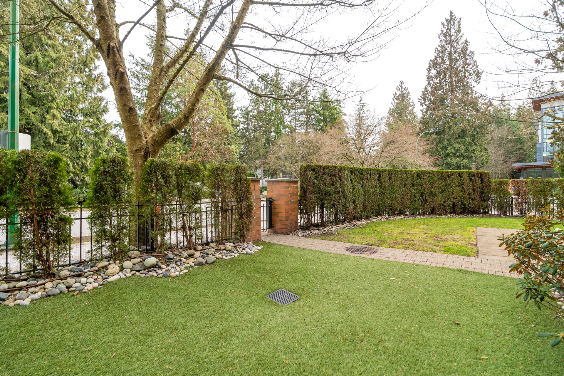 102 2601 Whietely Court, North Vancouver - For Sale - image 7