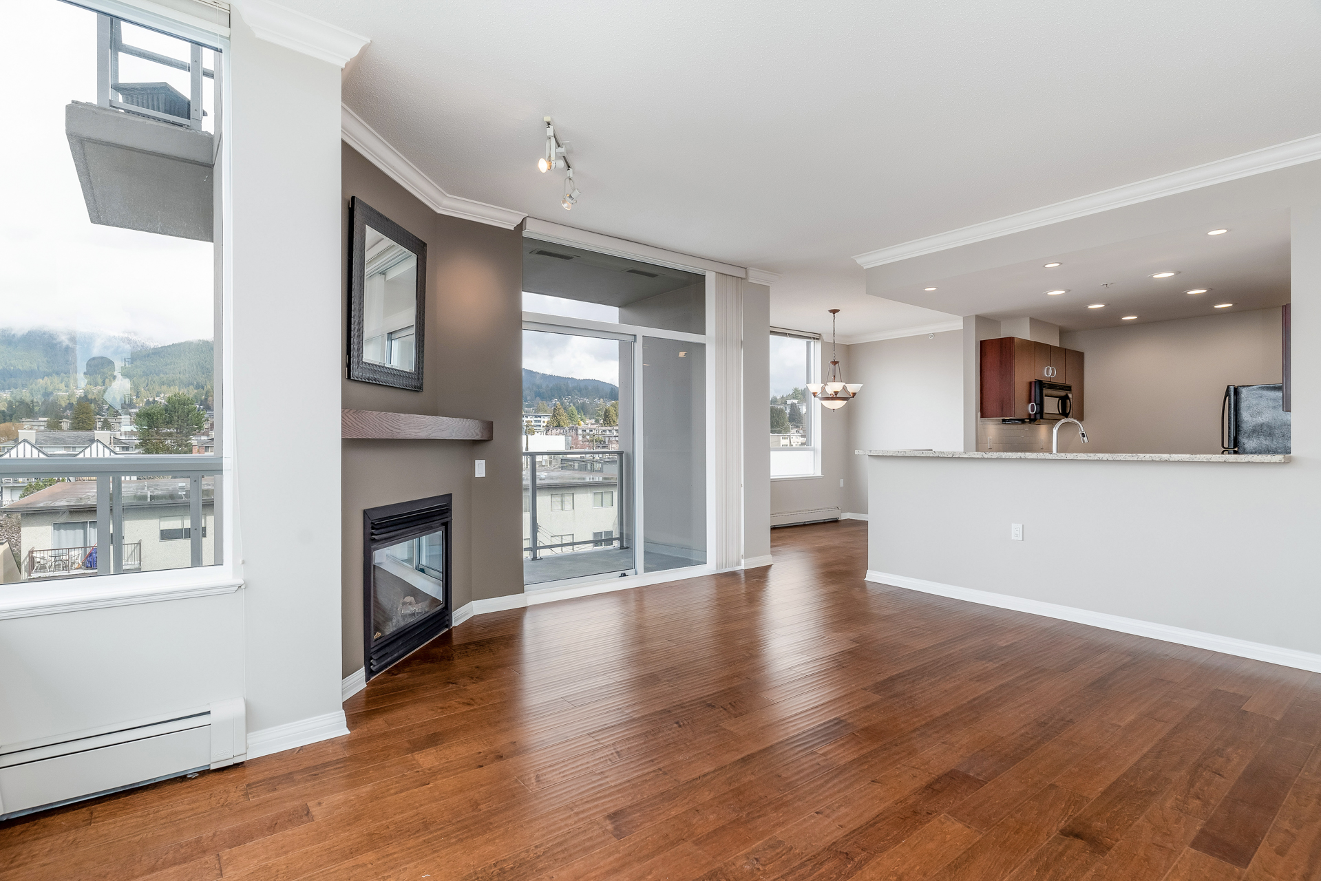 402 120 West 16th Street, North Vancouver - For Sale - Image 3