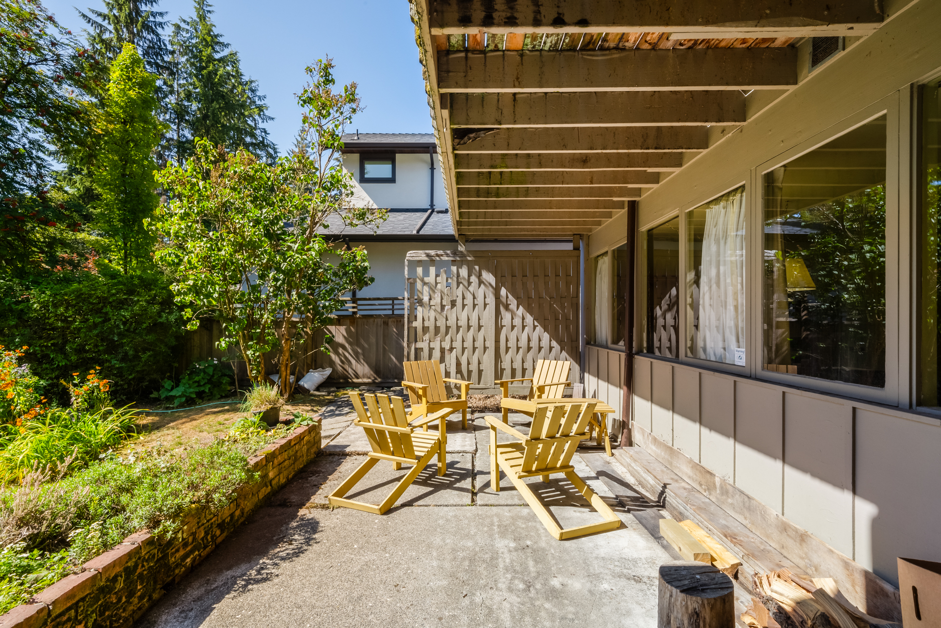 945 Belvedere Drive, North Vancouver - For Sale - photo 8