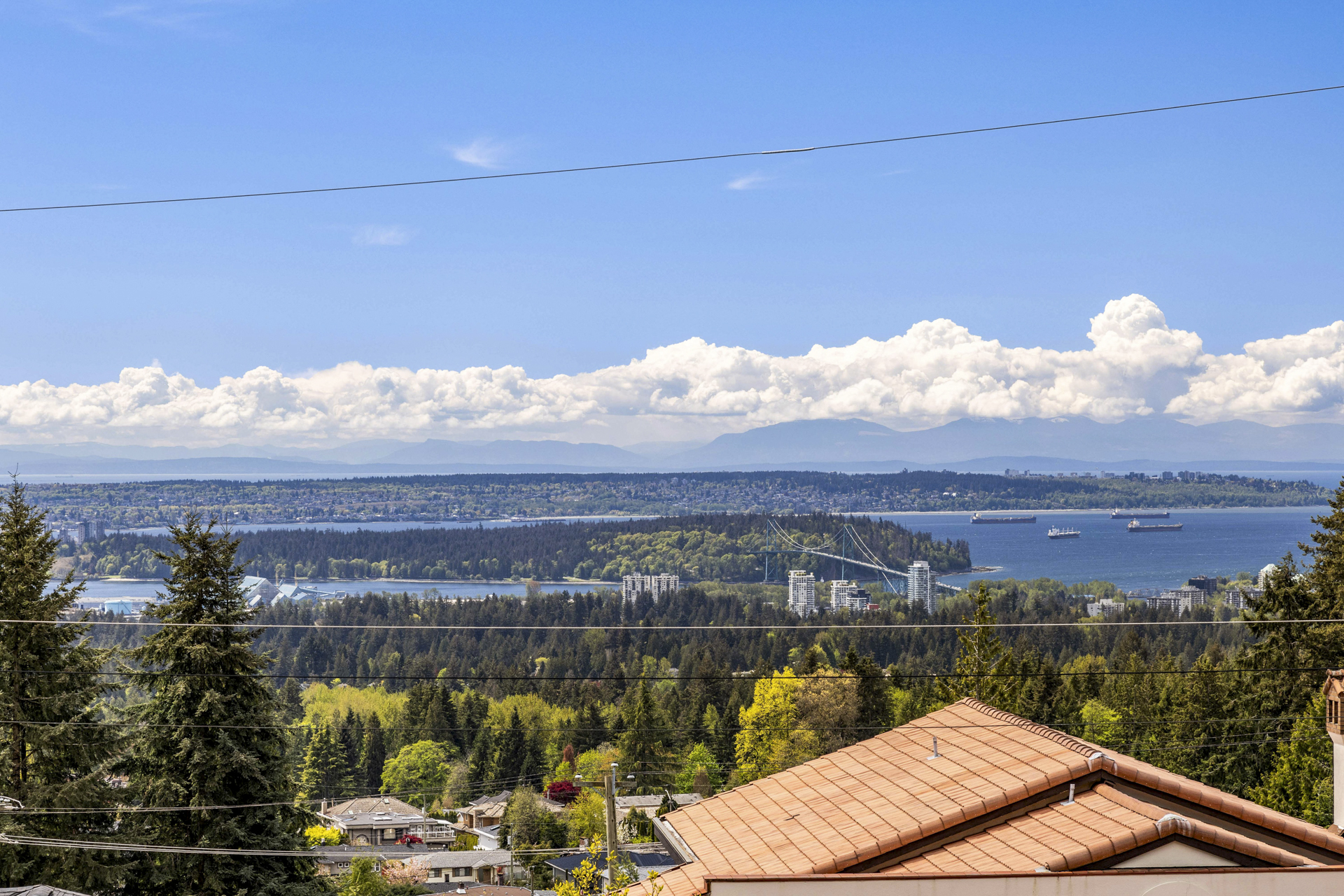 369 Ventura Crescent, North Vancouver For Sale by Rossetti Realty - photo 8
