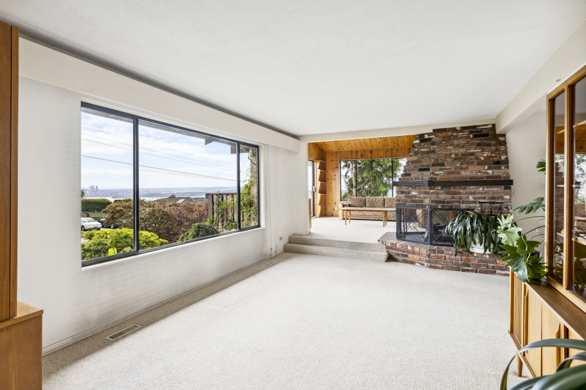 208 West Braemar Road, North Vancouver - For Sale | Image 3