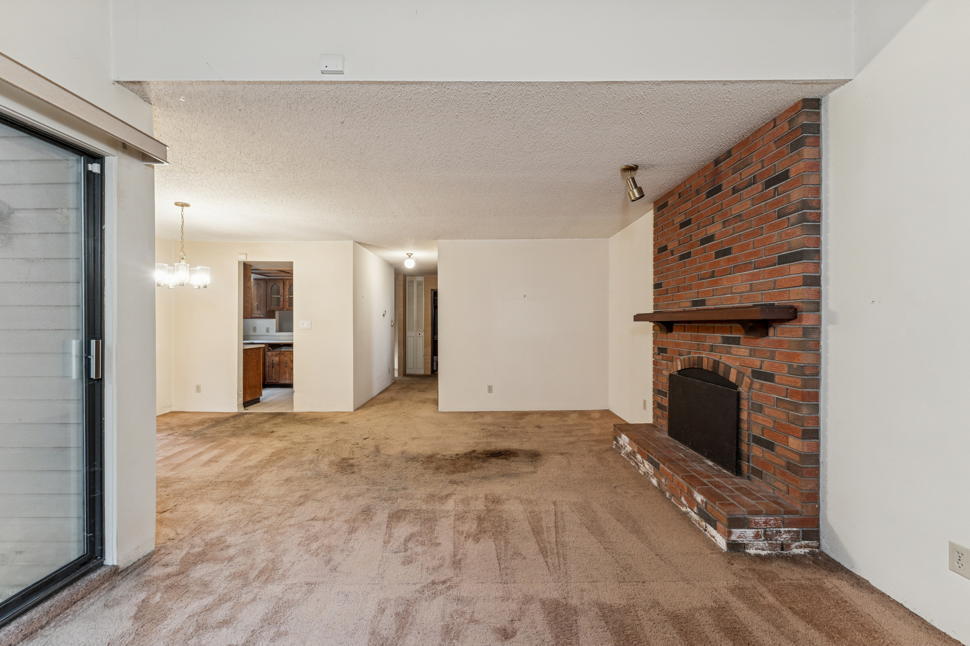 1494 Ross Road, North Vancouver, for sale - news image 2