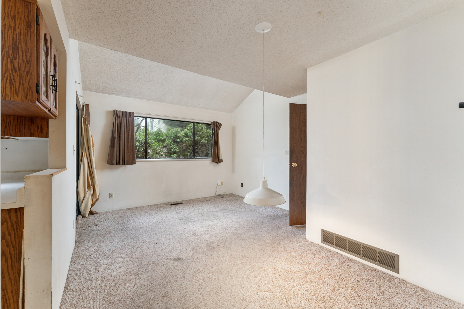 1494 Ross Road, North Vancouver, for sale - news image 6