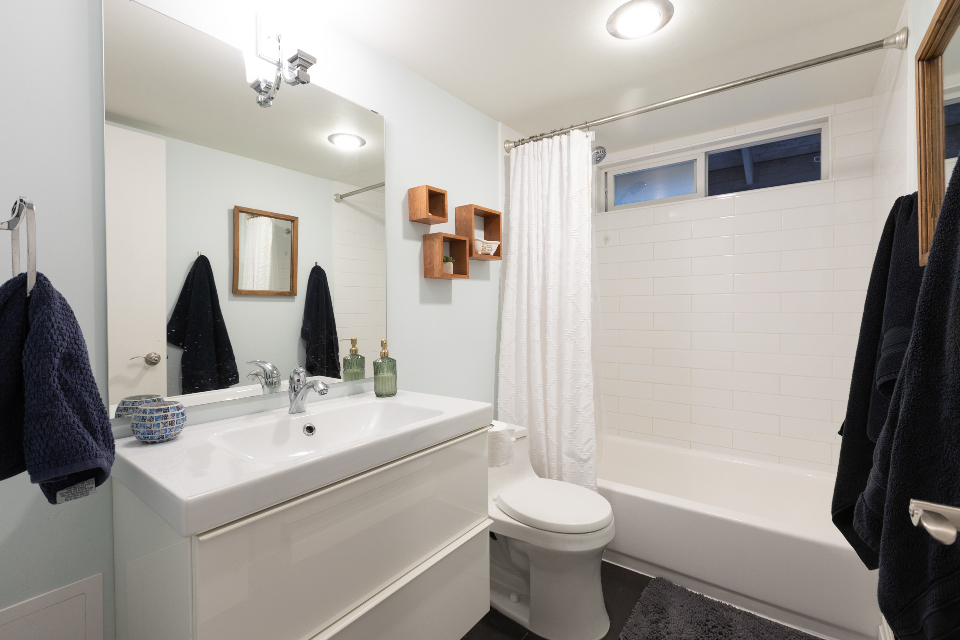 402 555 West 28th Street, North Vancouver, for sale - news image 9